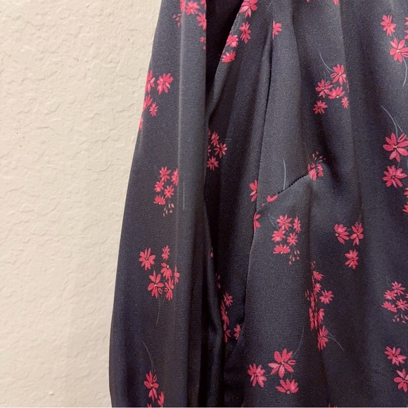 Keepsake Infinity Long Sleeve Wrap Blouse Top Black Ditsy Size XS NWT - Picture 2 of 6